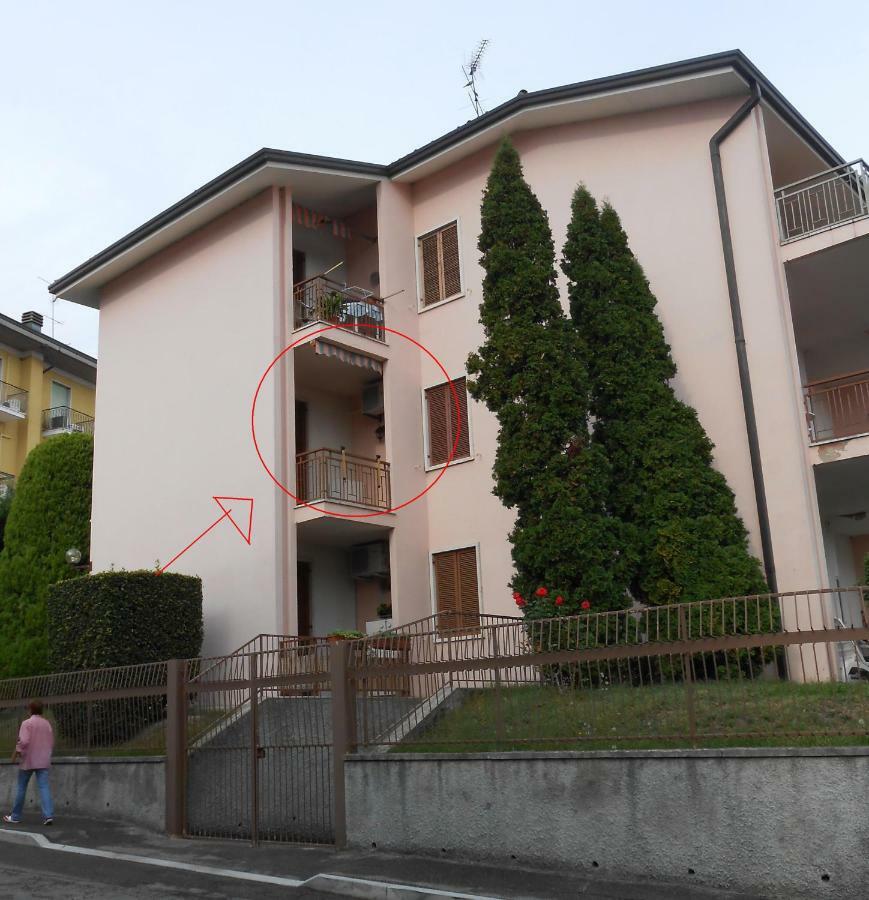 Ferienwohnung Monolocale A Peschiera Del Garda Vista Lago Exterior foto
